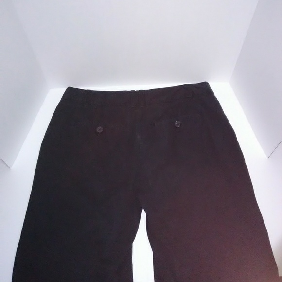 Shorts - Picture 3 of 3